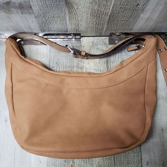TRUE RELIGION Purse Bag Suede Hobo Crossbody Tan Adjustable Strap Zip Top NEW - Picture 2 of 12